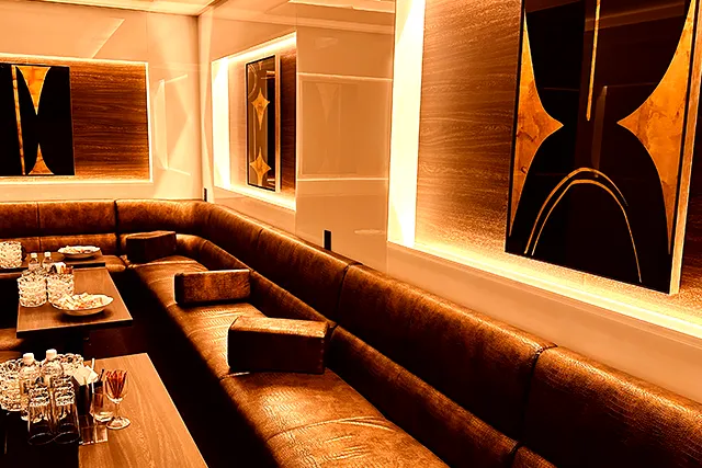 CLUB CHATEAUのVIPルーム内装
